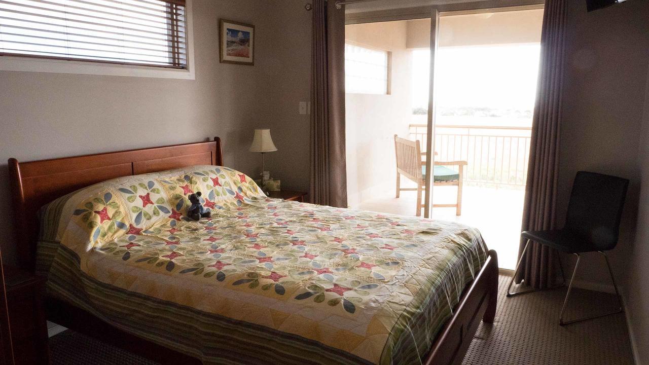 Rezare House Bed & Breakfast Уолару Екстериор снимка