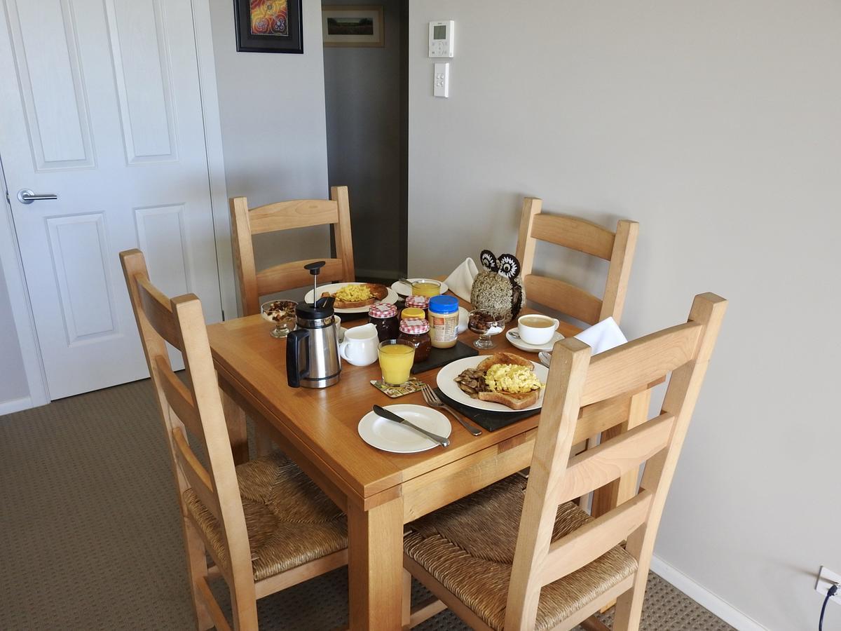 Rezare House Bed & Breakfast Уолару Екстериор снимка